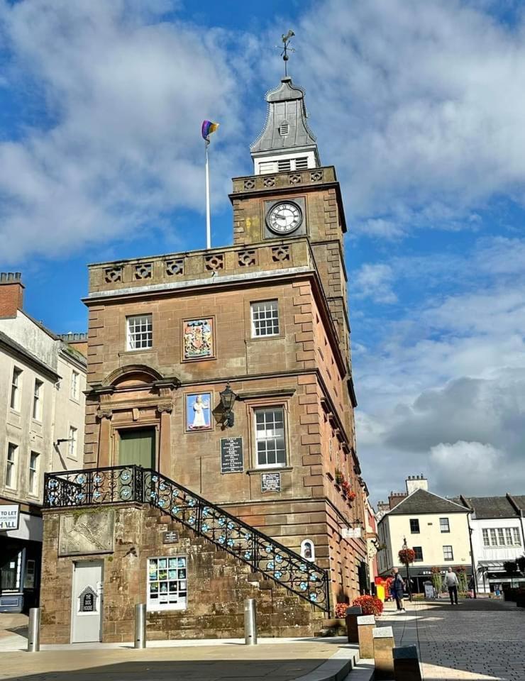 Villa Stunning Period Townhouse With Garden, Walking Distance To Town Dumfries Exterior foto